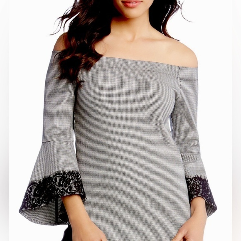 🖤🤍Karen Kane Black & White Lace-Trim Off-the-Shoulder Top-Size Small 🖤🤍